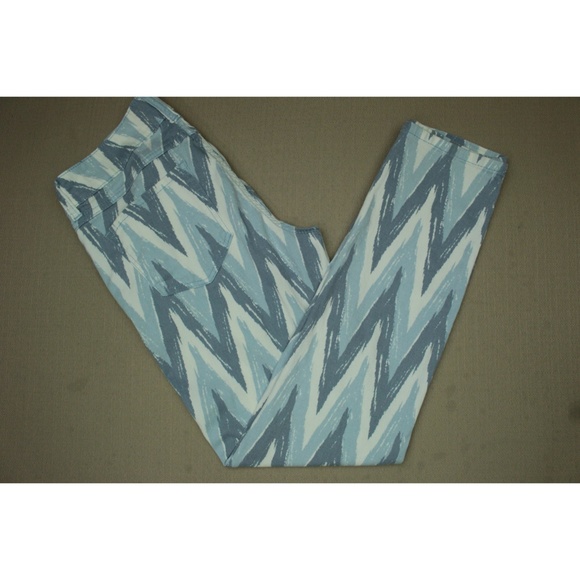 Seven7 Skinny Jeans Women's Size 8 Petite Blue White Chevron Pattern Denim - Picture 5 of 8